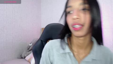 Snapshot of mayroberts chatting on February 25, 12:34 pm MAY online show from February 25, 12:34 pm