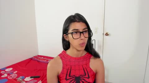 mazikeen_18 online show from June 8, 1:11 pm