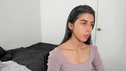 Snapshot of mazikeen_18 chatting on July 9, 2:10 pm mazikeen_18 online show from July 9, 2:10 pm