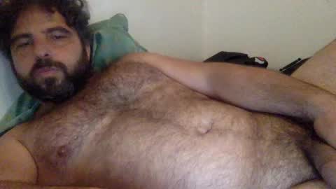 Snapshot of mazl0w chatting on June 11, 1:27 am mazl0w online show from June 11, 1:27 am