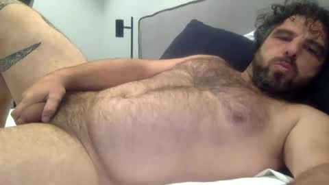 Snapshot of mazl0w chatting on July 22, 3:31 am mazl0w online show from July 22, 3:31 am