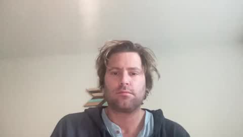 Snapshot of mbnc chatting on December 5, 2:22 pm lol online show from December 5, 2:22 pm