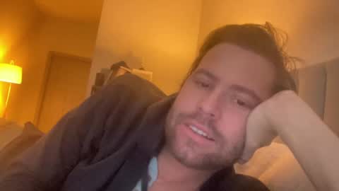 Snapshot of mbnc chatting on March 2, 4:53 pm lol online show from March 2, 4:53 pm