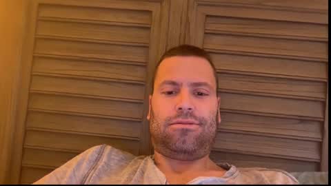 Snapshot of mbnc chatting on November 29, 4:10 pm lol online show from November 29, 4:10 pm