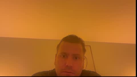 Snapshot of mbnc chatting on December 18, 2:17 am lol online show from December 18, 2:17 am