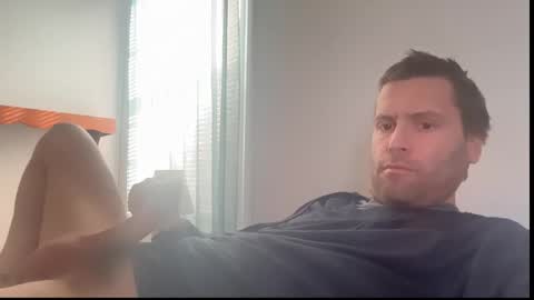 Snapshot of mbnc chatting on February 12, 8:04 pm lol online show from February 12, 8:04 pm