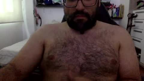 Snapshot of mbotve chatting on June 9, 9:15 pm VzlaMan online show from June 9, 9:15 pm