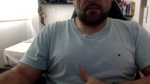 Snapshot of mbotve chatting on July 30, 7:24 pm VzlaMan online show from July 30, 7:24 pm