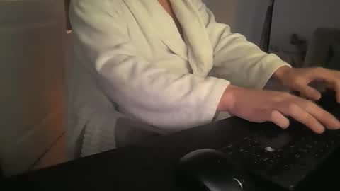 mbryni online show from November 27, 11:01 am