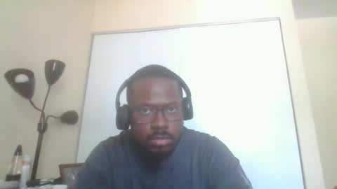 Snapshot of mbsupreme chatting on May 20, 3:51 pm Mark online show from May 20, 3:51 pm