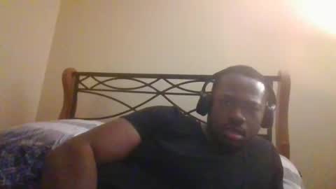 Snapshot of mbsupreme chatting on May 25, 3:01 am Mark online show from May 25, 3:01 am