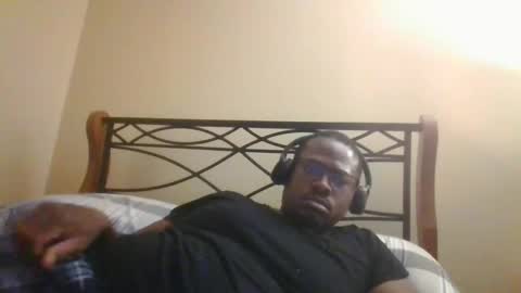 Snapshot of mbsupreme chatting on May 29, 2:31 am Mark online show from May 29, 2:31 am