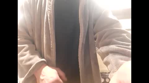 Snapshot of mccock16cm chatting on February 19, 12:46 am mccock16cm online show from February 19, 12:46 am