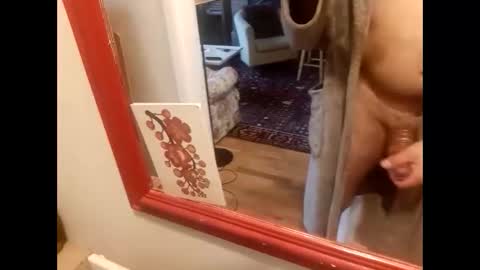 Snapshot of mccock16cm chatting on February 19, 8:01 am mccock16cm online show from February 19, 8:01 am