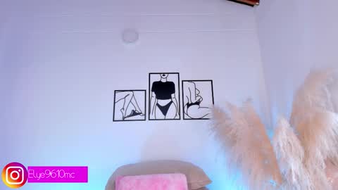 Ellie online show from February 26, 9:03 pm