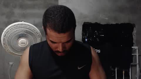 Mcgregor online show from November 12, 2:12 am