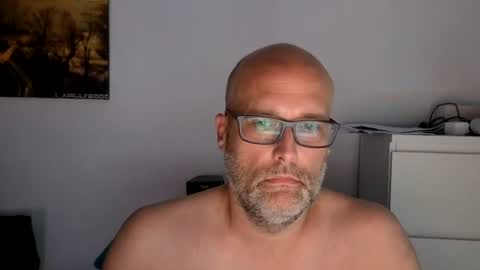 Snapshot of mcinside chatting on August 2, 6:28 pm mcinside online show from August 2, 6:28 pm