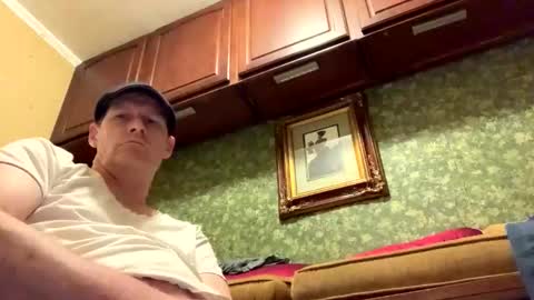 Snapshot of mcmickd chatting on March 30, 4:57 am mcmickd online show from March 30, 4:57 am