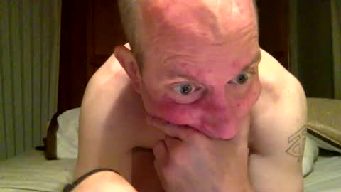 mcmillanwilliam online show from August 5, 9:01 am