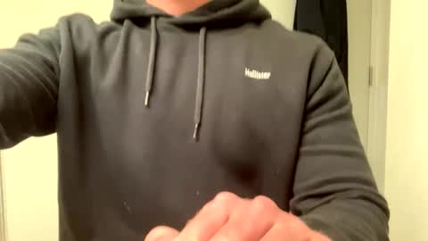 Snapshot of mcr8080 chatting on December 29, 12:01 pm mcr8080 online show from December 29, 12:01 pm