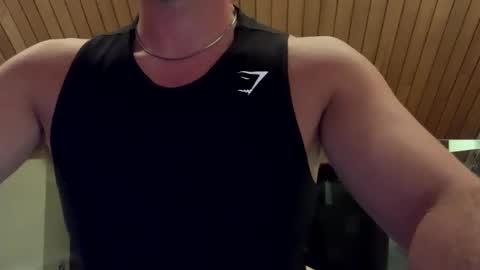 Snapshot of mcr8080 chatting on March 7, 2:45 pm mcr8080 online show from March 7, 2:45 pm