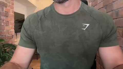 Snapshot of mcr8080 chatting on September 14, 10:25 am mcr8080 online show from September 14, 10:25 am