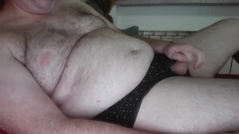 Snapshot of mdm1981 chatting on October 25, 12:02 pm mdm1981 online show from October 25, 12:02 pm