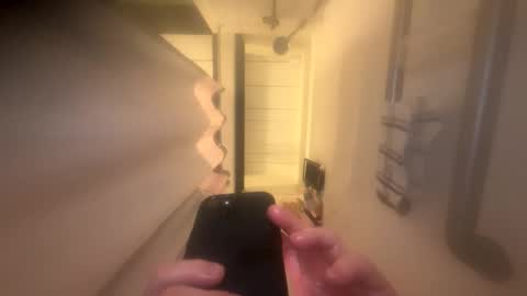 Dens cam online show from March 7, 9:45 pm