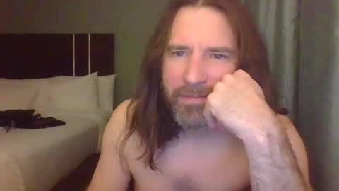 me2crazy online show from November 3, 1:40 am