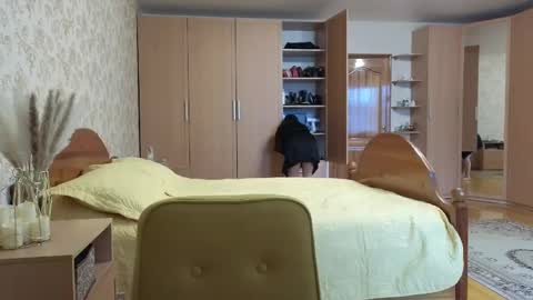 Melissa online show from February 2, 9:19 am