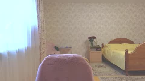 Melissa online show from September 15, 3:01 pm