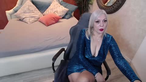 meamandax online show from February 7, 2:26 pm