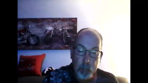 me at home online show from October 18, 2:25 am