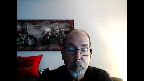 me at home online show from October 19, 3:12 pm