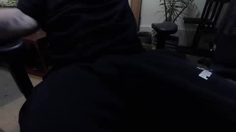 Snapshot of meatmallet2469 chatting on February 1, 11:42 am Meatmallet online show from February 1, 11:42 am