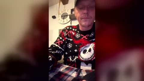 Snapshot of meatmallet2469 chatting on February 14, 2:30 am Meatmallet online show from February 14, 2:30 am