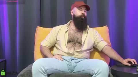Snapshot of meaty_roll chatting on July 1, 8:52 pm Meaty Roll online show from July 1, 8:52 pm