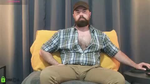Snapshot of meaty_roll chatting on July 23, 3:04 am Meaty Roll online show from July 23, 3:04 am