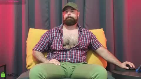 Snapshot of meaty_roll chatting on July 27, 3:57 am Meaty Roll online show from July 27, 3:57 am
