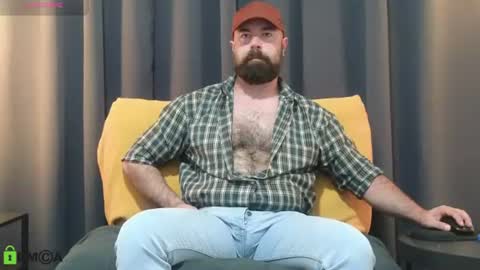 Snapshot of meaty_roll chatting on July 30, 2:32 am Meaty Roll online show from July 30, 2:32 am