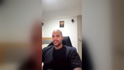 Snapshot of medellindrak chatting on March 4, 11:11 pm filippoae online show from March 4, 11:11 pm