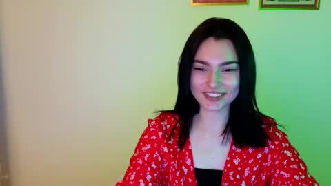 Snapshot of medina_andress chatting on February 28, 4:20 pm Dina online show from February 28, 4:20 pm