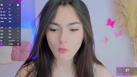 Dina online show from May 24, 8:25 pm