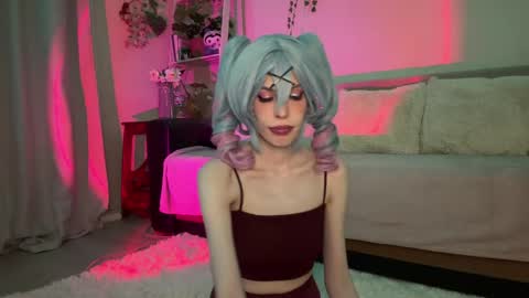 Nicole online show from May 6, 6:24 pm