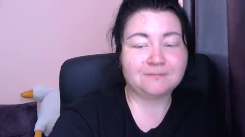 Snapshot of medjik_lool chatting on June 10, 6:12 am Oltereodora-lima online show from June 10, 6:12 am