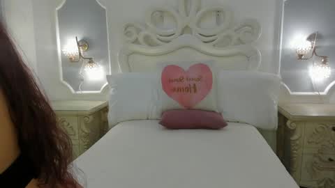 Snapshot of medoly03 chatting on April 26, 2:53 am Melody online show from April 26, 2:53 am