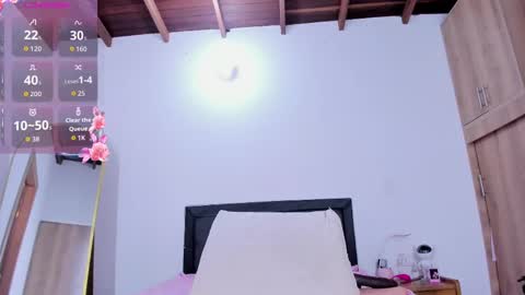 medussa13 online show from September 13, 1:11 pm