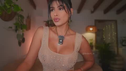 Andrea  online show from November 18, 11:58 am