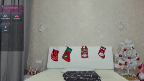 Megan online show from December 23, 7:06 am