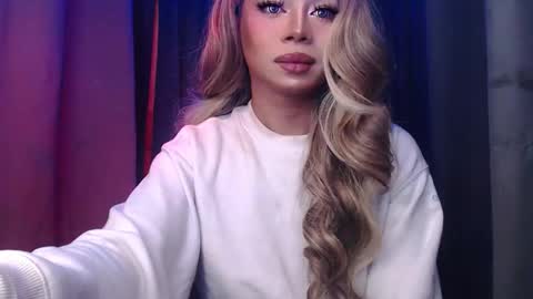 GODDESS OF ALL GODDESSES online show from November 18, 6:12 pm